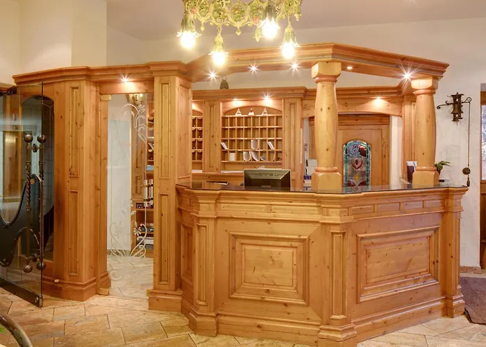 Hotel Gasthaus&hotel Zum Boarn Rain (Swabia)